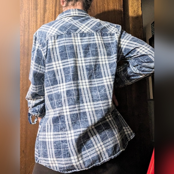 Warehouse One, ladies size 12 blue plaid button up shirt - Picture 14 of 14